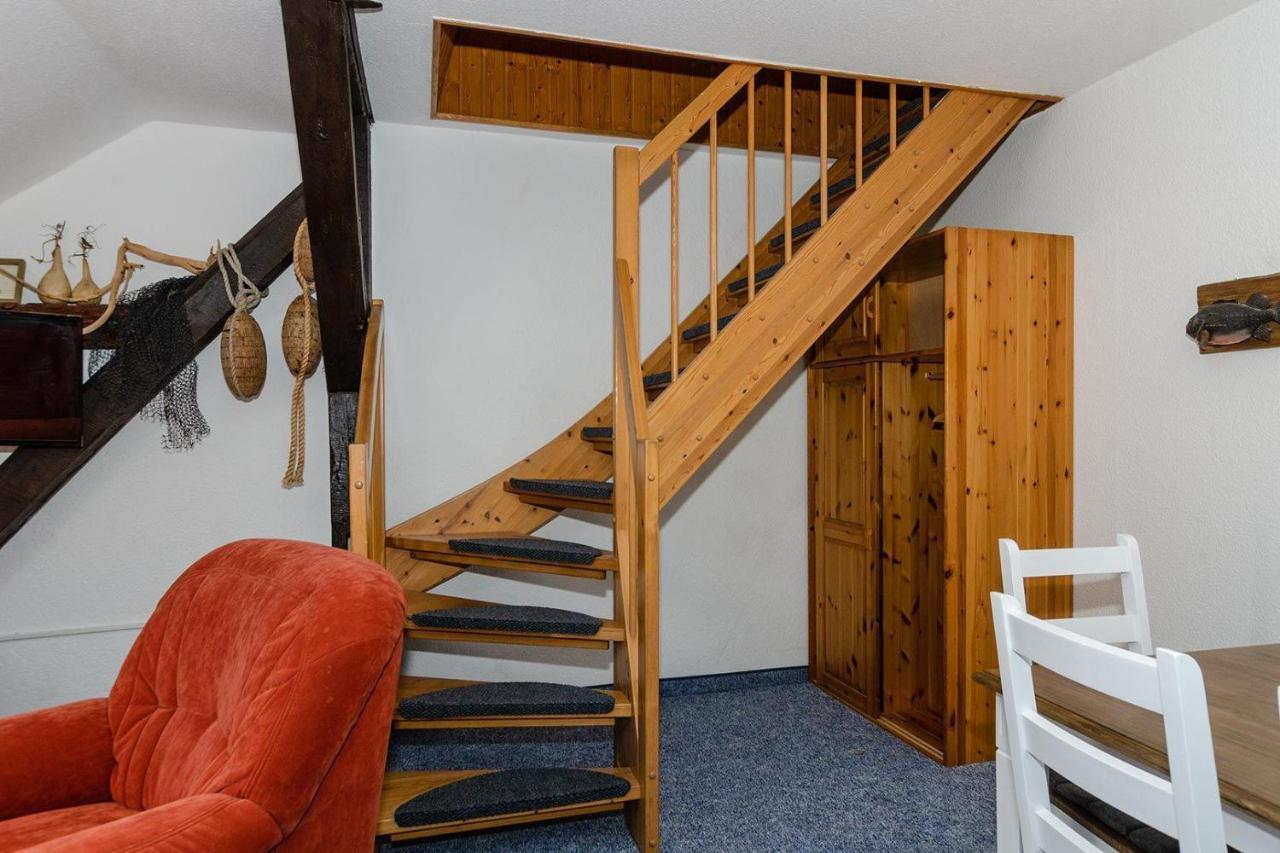 3-Raum-Fewo-Fuer-4-Personen-In-Schaprode-Auf-Ruegen-Zi5 Exterior foto