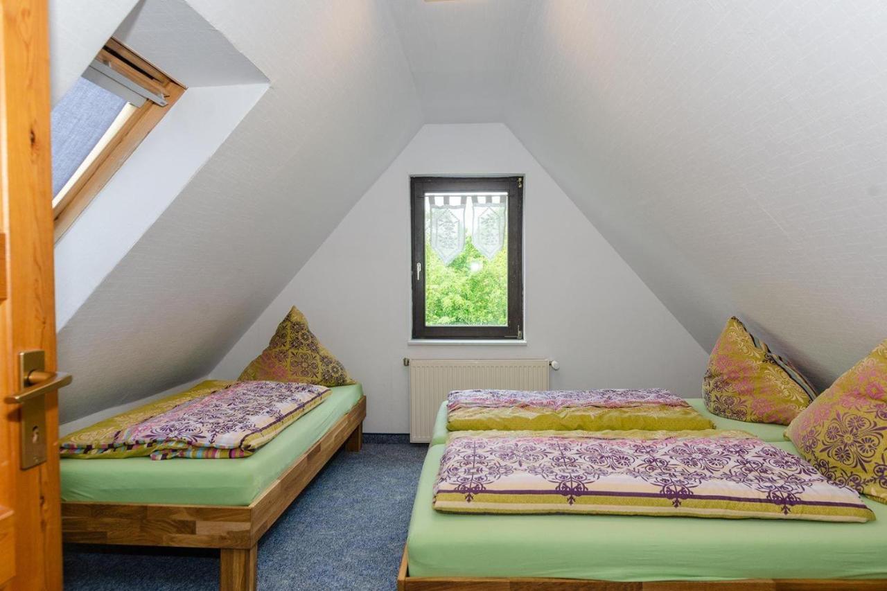 3-Raum-Fewo-Fuer-4-Personen-In-Schaprode-Auf-Ruegen-Zi5 Exterior foto